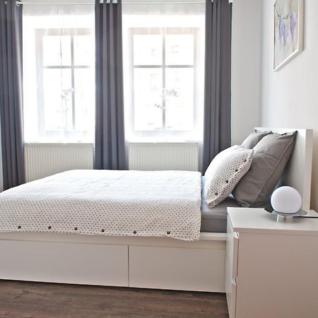 R&J Apartmany بروموف المظهر الخارجي الصورة