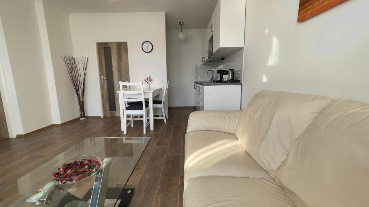 R&J Apartmany بروموف المظهر الخارجي الصورة